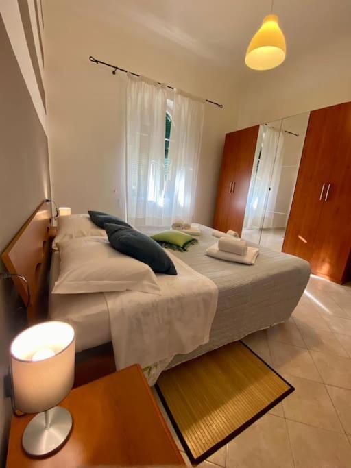 Casa Di Olly Apartment ลาสเปเซีย ภายนอก รูปภาพ